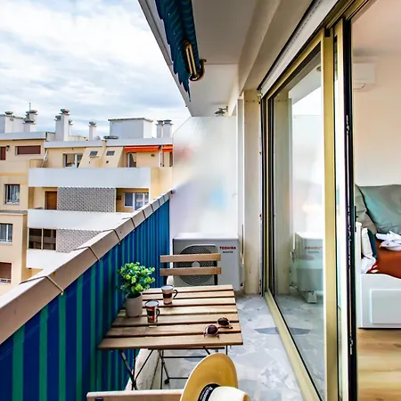 A1 - Centre 5 Min To Sea - Ac & Balcony Apartman *