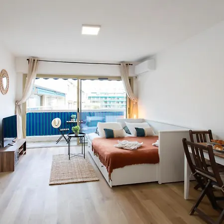 A1 - Centre 5 Min To Sea - Ac & Balcony Antibes