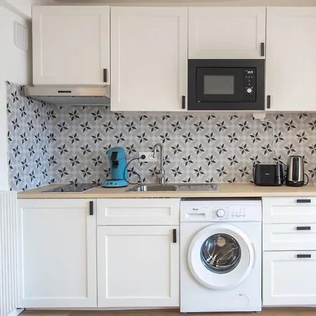 Daire A1 - Centre 5 Min To Sea - Ac & Balcony Antibes