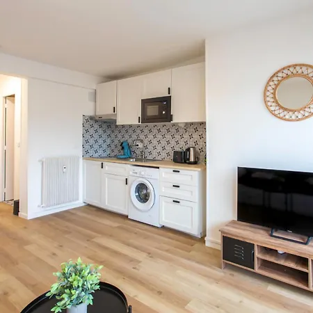 A1 - Centre 5 Min To Sea - Ac & Balcony Antibes