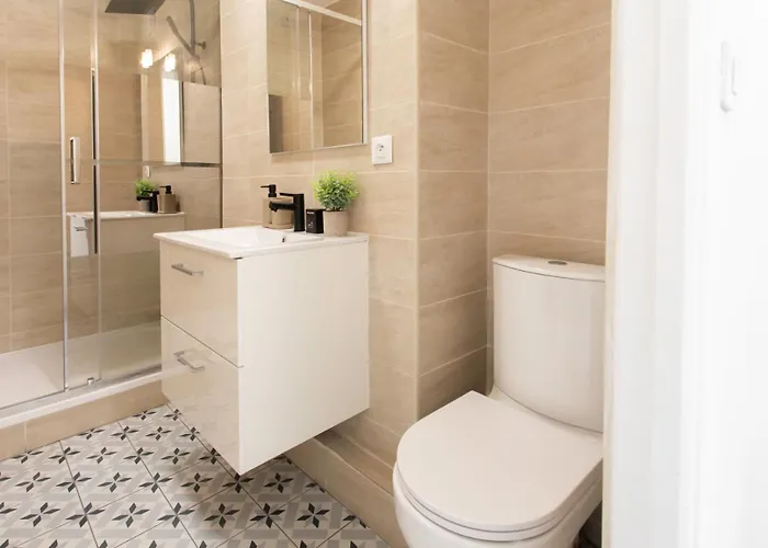 A1 - Centre 5 Min To Sea - Ac & Balcony 公寓 昂蒂布